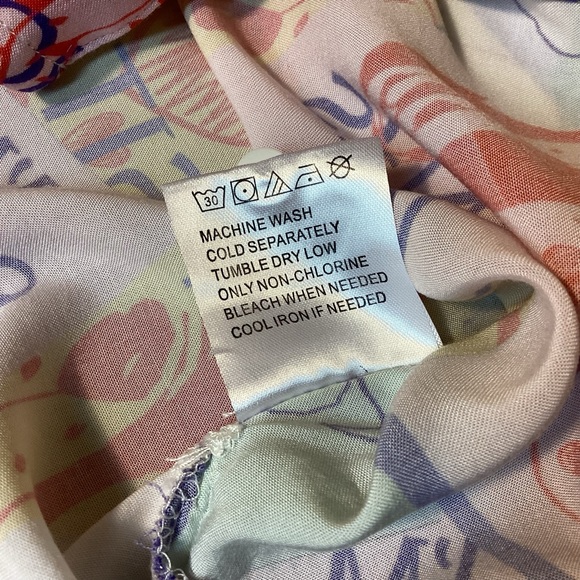 Petals and Peacocks I’m Sensitive all over print mens button down shirt size M - Picture 9 of 9